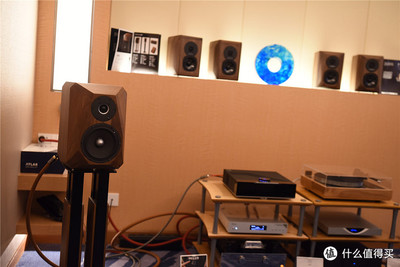 耳機(jī)發(fā)燒 篇九十九:產(chǎn)品從幾十到幾百萬(wàn)元不等:第15屆新深圳音響展的浮光掠影